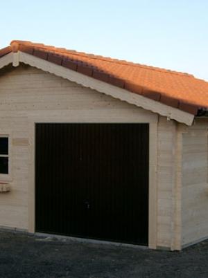 Garage in hout met zadeldak